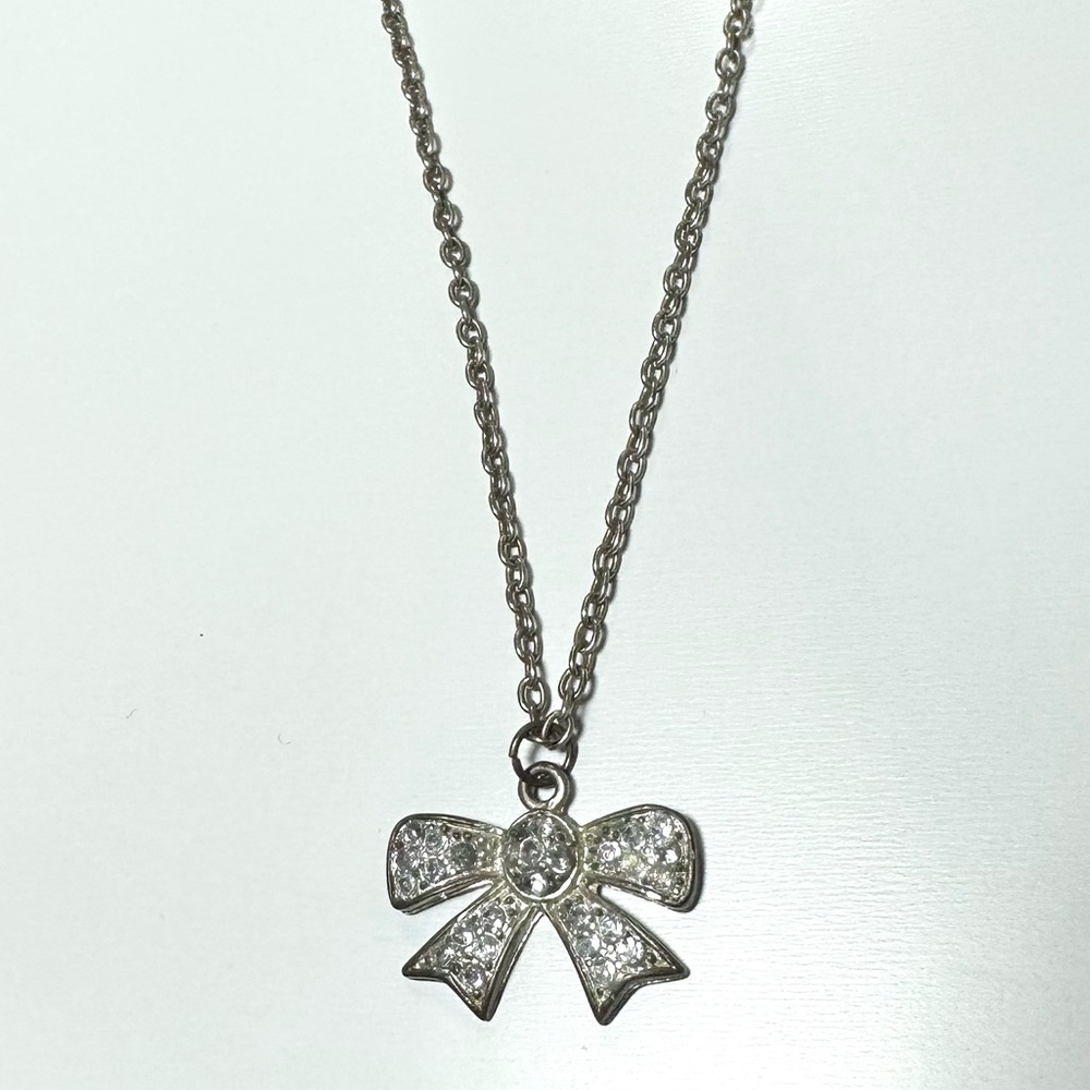 Vintage Bow Necklace
